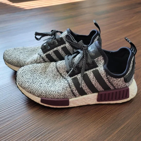 Champs outlet sports nmd